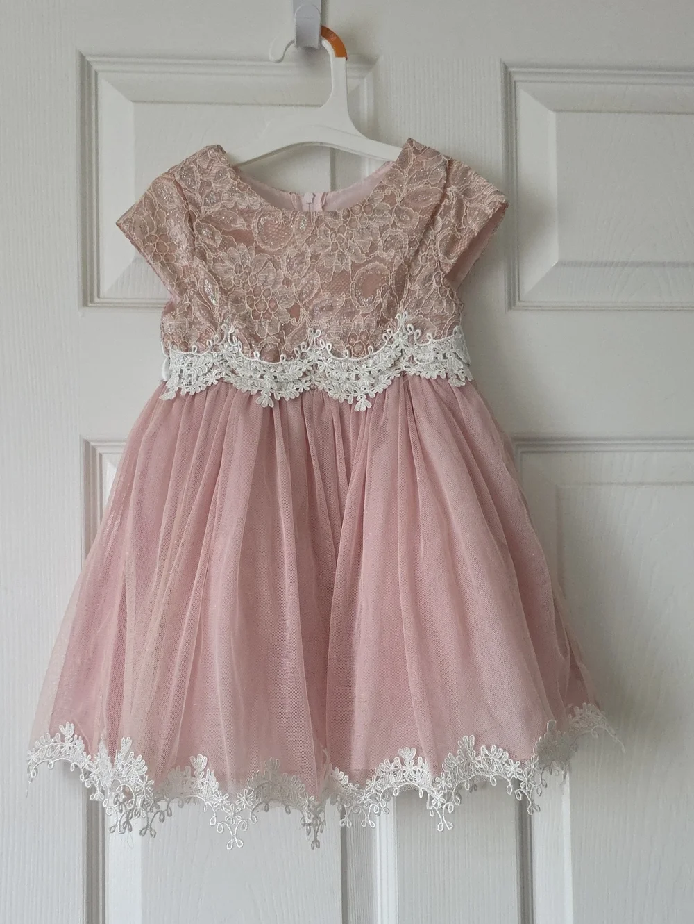 Girls' Pink Lace & Tulle Party Dress with White Embroidered Trim